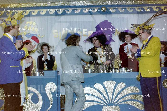 1980 Möhnekaffee im Helenensaal Sinzig: MHHLSN-016386