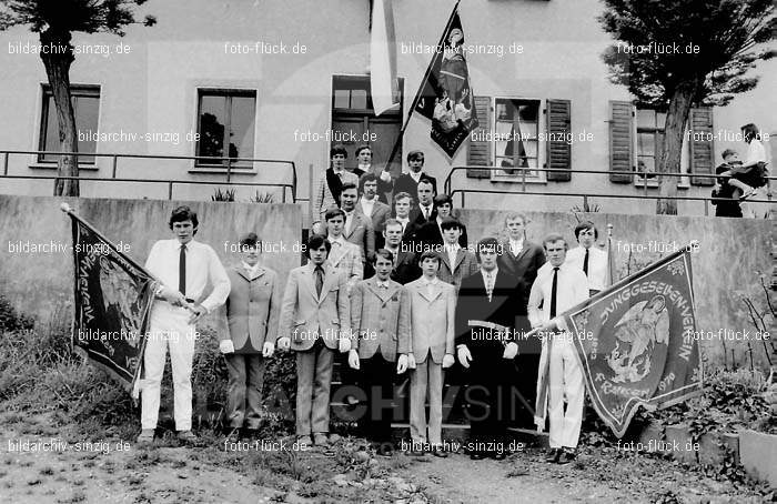 Junggesellen Franken 1972 Gruppenfoto: JNFRGR-001965