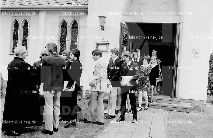 Konfirmation 1972 in Sinzig: KNSN-001975