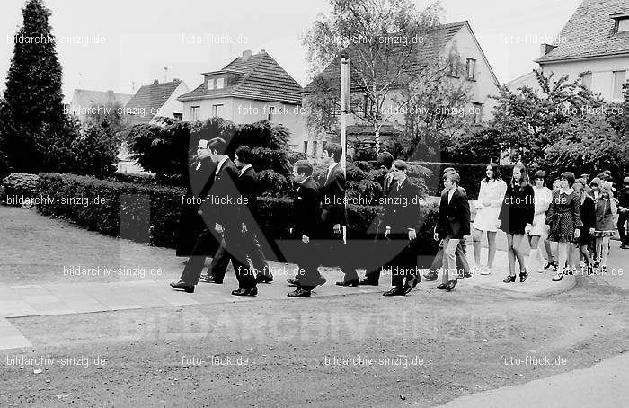 Konfirmation 1972 in Sinzig: KNSN-001993