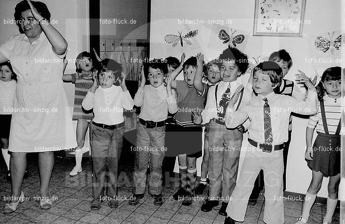 Katholischer Kindergarten Sinzig 1972: KTKNSN-002004