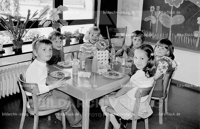 Katholischer Kindergarten Sinzig 1972: KTKNSN-002023