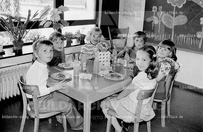 Katholischer Kindergarten Sinzig 1972: KTKNSN-002023
