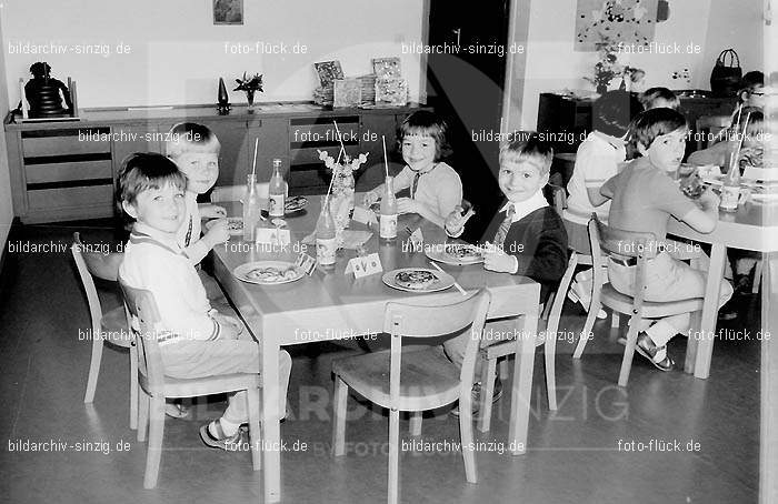 Katholischer Kindergarten Sinzig 1972: KTKNSN-002027