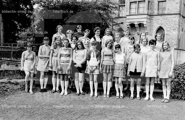 Schulentlassung 1970 Hauptschule Sinzig: SCHPSN-002610