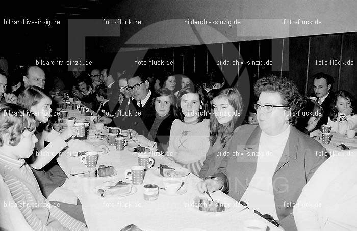 Weihnachtsfeier für die Kinder der Beschäftigten der Agrob 1970: WHFRKNBSGR-002674