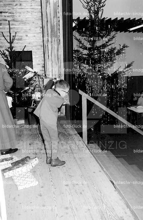 Weihnachtsfeier für die Kinder der Beschäftigten der Firma Agrob 1968: WHFRKNBSFRGR-002921