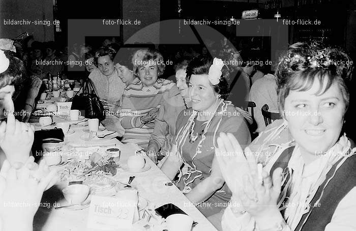 Stadtmaure - Möhnesitzung im Helenensaal 1970: STMHHL-003016