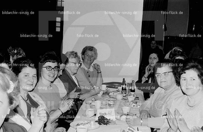 Stadtmaure - Möhnesitzung im Helenensaal 1970: STMHHL-003107