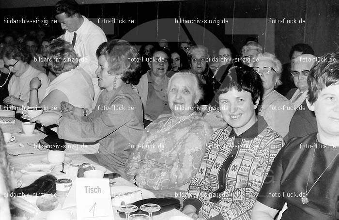 Stadtmaure - Möhnesitzung im Helenensaal 1970: STMHHL-003129