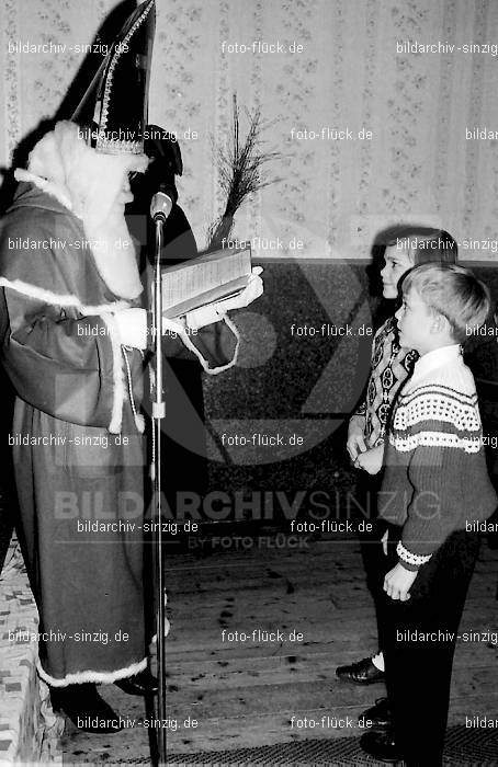 Nikolausfeier 1968 vom Spielmannszug Freiweg in Sinzig: NKSPFRSN-003394