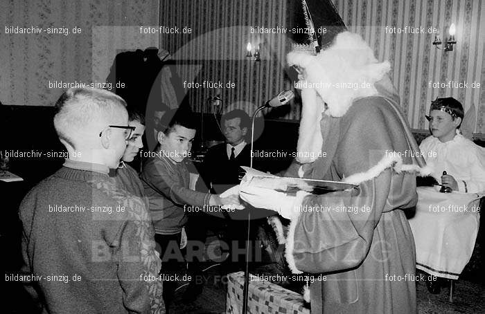 Nikolausfeier 1968 vom Spielmannszug Freiweg in Sinzig: NKSPFRSN-003398