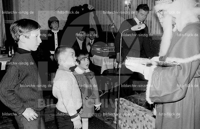 Nikolausfeier 1968 vom Spielmannszug Freiweg in Sinzig: NKSPFRSN-003417