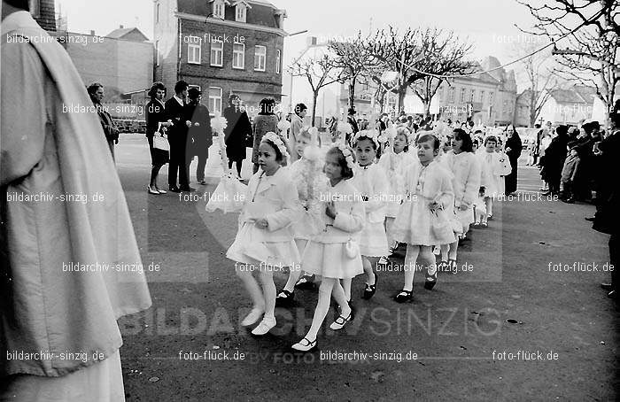 Kinderkommunion in Sinzig 1965 / 1966 / 1967: KNSN-003653