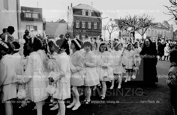 Kinderkommunion in Sinzig 1965 / 1966 / 1967: KNSN-003656