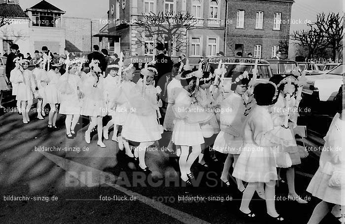 Kinderkommunion in Sinzig 1965 / 1966 / 1967: KNSN-003693