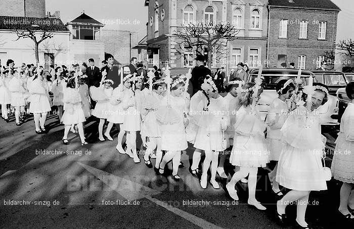 Kinderkommunion in Sinzig 1965 / 1966 / 1967: KNSN-003695