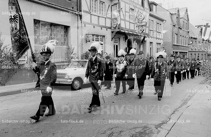 Frohnleichnamsprozession 1965-1966-1967 in Sinzig: FRSN-003718