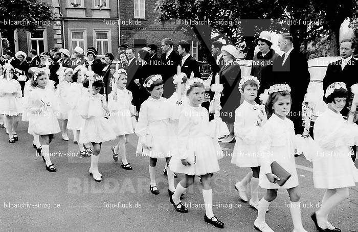 Kinderkommunion in Sinzig 1965 / 1966 / 1967: KNSN-003750