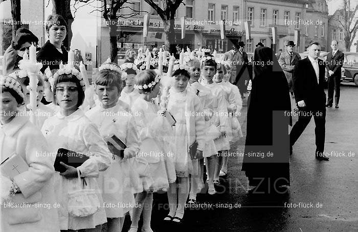 Kinderkommunion in Sinzig 1965 / 1966 / 1967: KNSN-003863