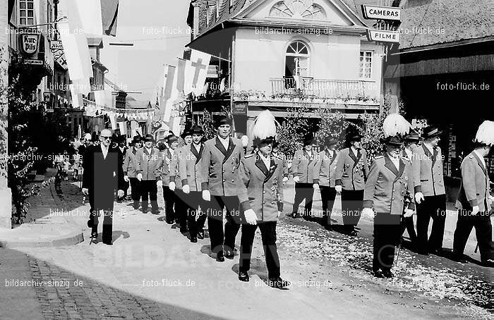 Frohnleichnamsprozession 1965-1966-1967 in Sinzig: FRSN-003944