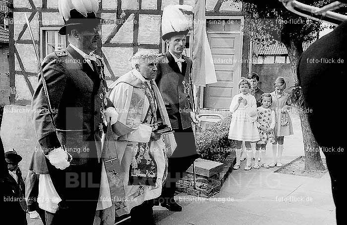 50 Jähriges Priester-Jubiläum -Pastor Pütz - Franken 1968: JHPRJBPSPTFR-004229