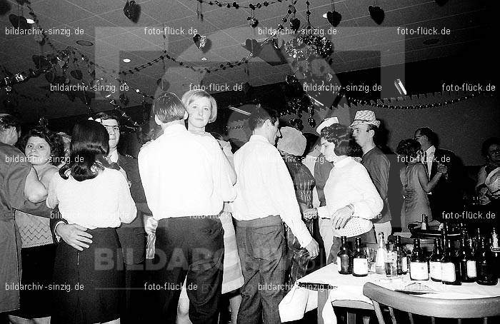 1968 Lumpenball im Helenensaal: LMHL-004295