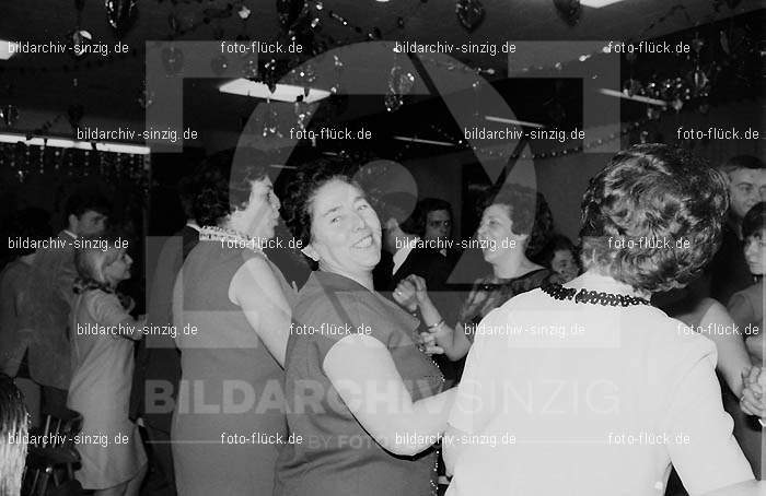 1968 Närrische Buben Sinzig im Helenensaal: NRBBSNHL-004389