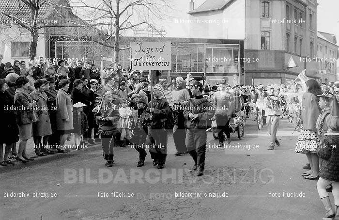 Karneval - Kinderzug 1968 in Sinzig: KRKNSN-004408