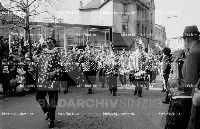 Karneval - Kinderzug 1968 in Sinzig: KRKNSN-004422