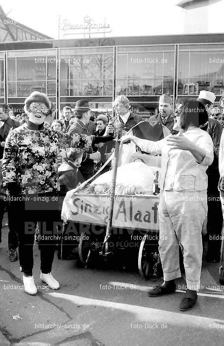 Karneval - Kinderzug 1968 in Sinzig: KRKNSN-004427