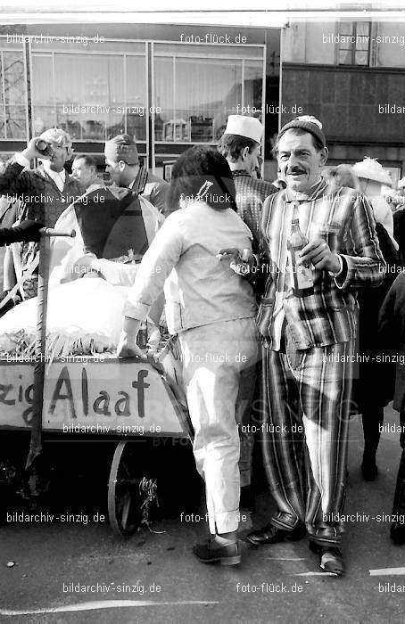 Karneval - Kinderzug 1968 in Sinzig: KRKNSN-004428