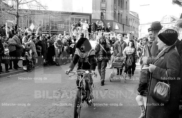 Karneval - Kinderzug 1968 in Sinzig: KRKNSN-004429