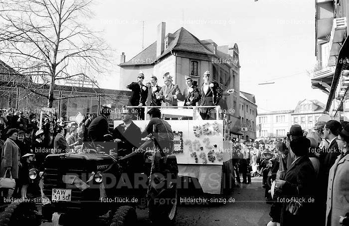 Karneval - Kinderzug 1968 in Sinzig: KRKNSN-004431