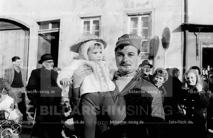 Karneval - Kinderzug 1968 in Sinzig: KRKNSN-004432