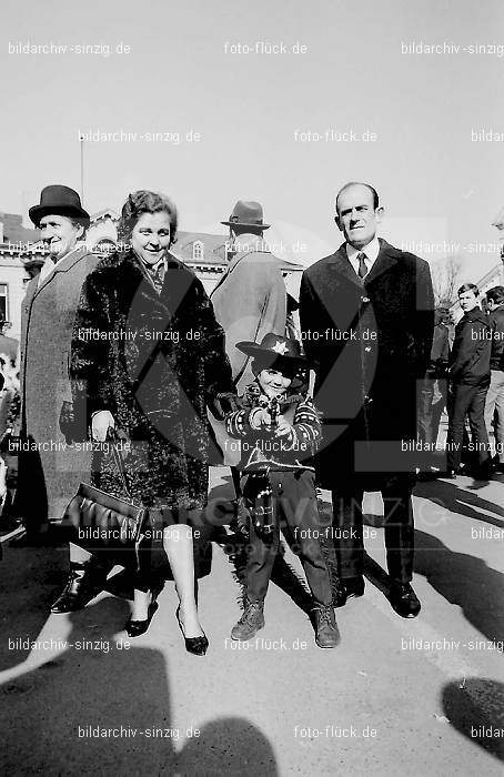 Karneval - Kinderzug 1968 in Sinzig: KRKNSN-004446