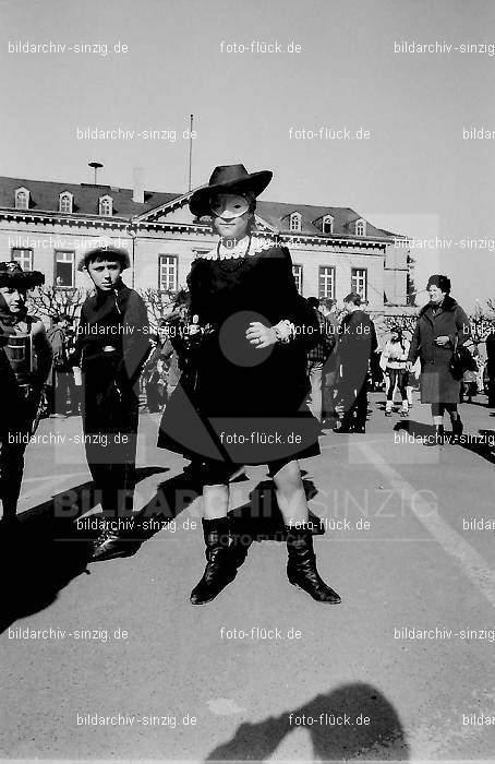 Karneval - Kinderzug 1968 in Sinzig: KRKNSN-004447