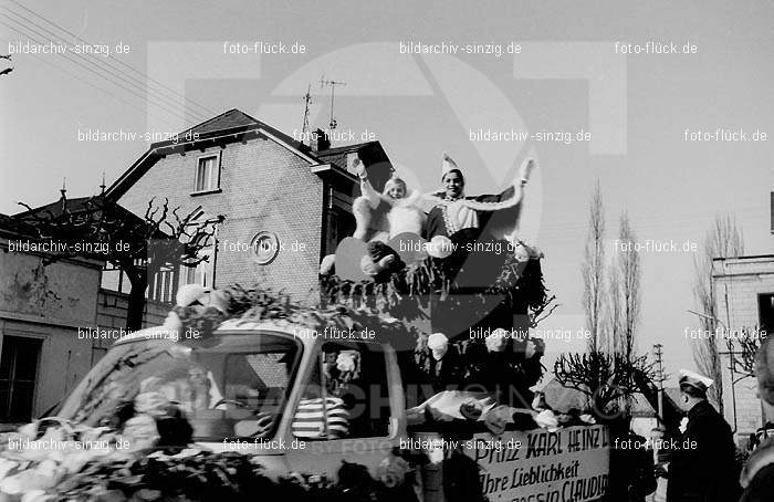 Karneval - Kinderzug 1968 in Sinzig: KRKNSN-004457