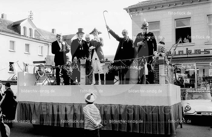 Karneval - Kinderzug 1968 in Sinzig: KRKNSN-004480
