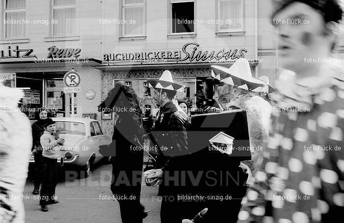 Karneval - Kinderzug 1968 in Sinzig: KRKNSN-004483