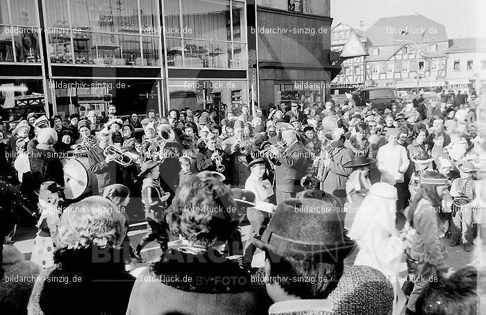 Karneval - Kinderzug 1968 in Sinzig: KRKNSN-004491