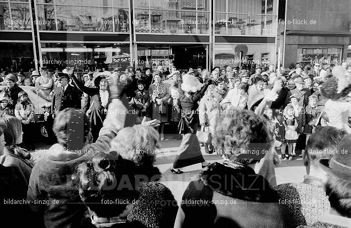 Karneval - Kinderzug 1968 in Sinzig: KRKNSN-004495