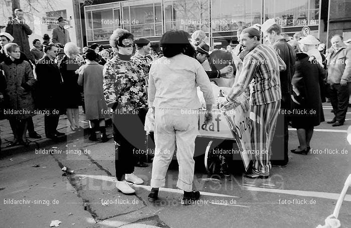 Karneval - Kinderzug 1968 in Sinzig: KRKNSN-004508