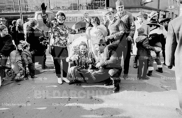 Karneval - Kinderzug 1968 in Sinzig: KRKNSN-004511