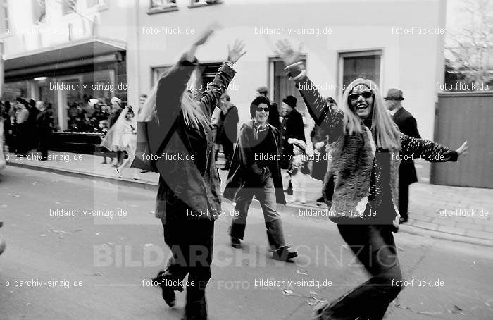 Karneval - Kinderzug 1968 in Sinzig: KRKNSN-004518