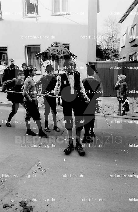 Karneval - Kinderzug 1968 in Sinzig: KRKNSN-004521