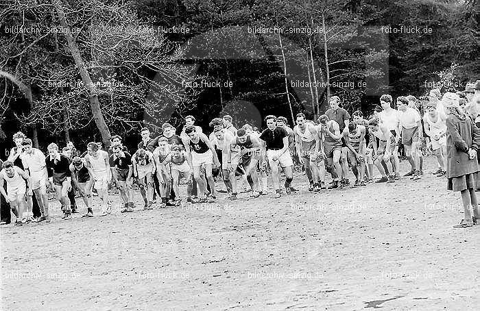 Gau- Turnfest in Sinzig - Mayen-Ahrweiler Bezirk in den 50 er Jahren: GTRSNMNHRBZ-004550