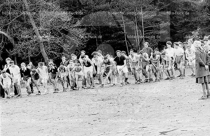 Gau- Turnfest in Sinzig - Mayen-Ahrweiler Bezirk in den 50 er Jahren: GTRSNMNHRBZ-004550