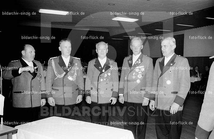 Hubertus-Schützen im Helenensaal 1968 Sinzig: HBSCHLSN-004791