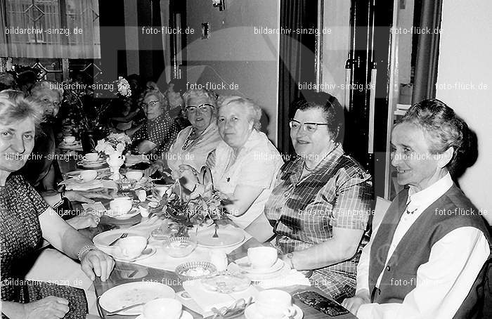 Treffen im Cafe am Schloss Sinzig 1968: TRCFSCSN-004895